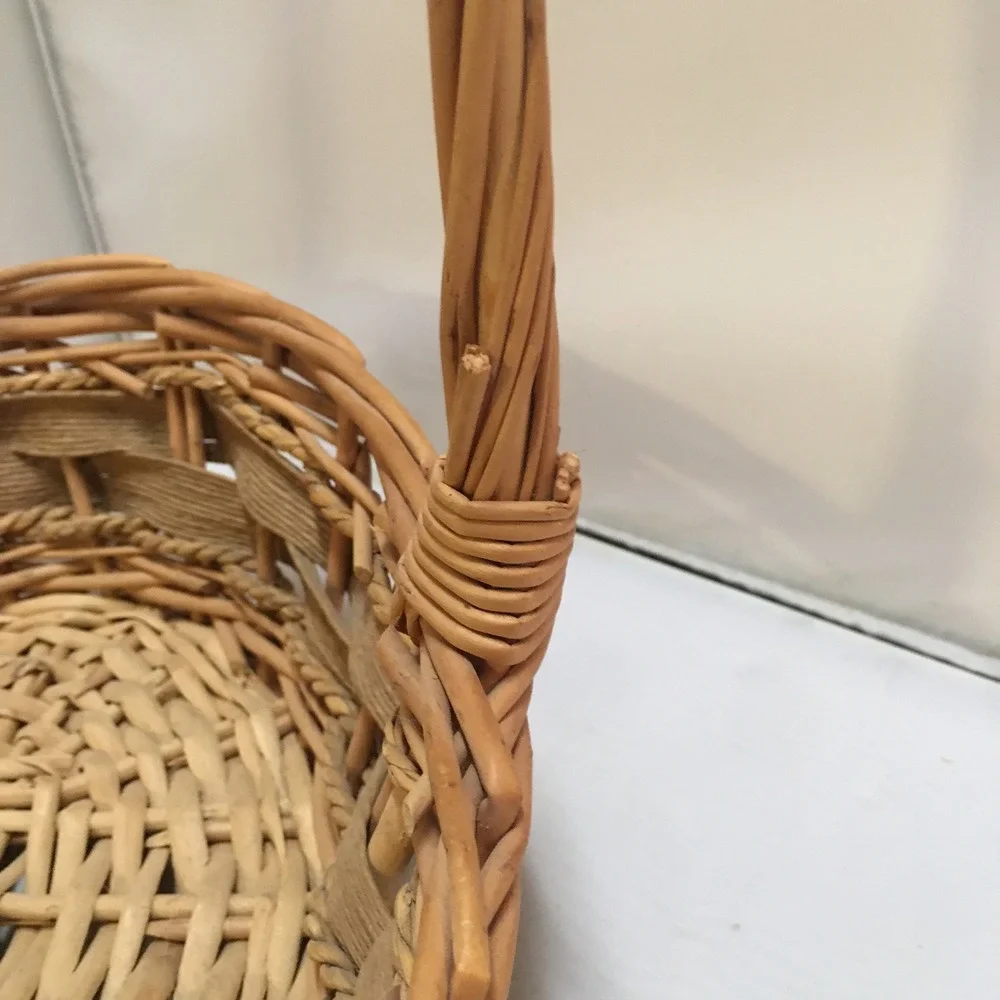Wicker Basket Medium Tan Oval Willow Woven Handle Rustic Decor Cottagecore